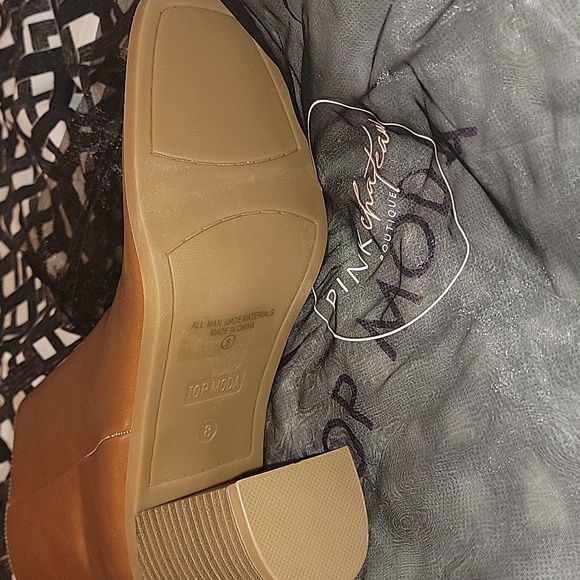 Booties - Picture 4 of 4